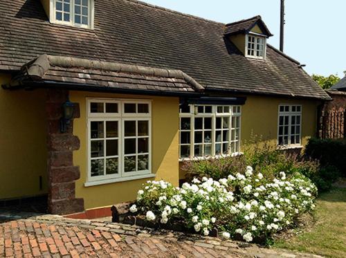 Dovehouse Farm Villa Birmingham Buitenkant foto